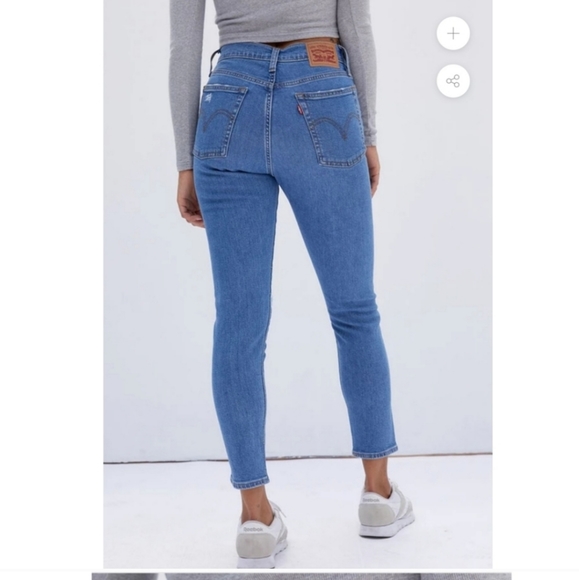 Levi's WEDGIE High Rise Skinny Jeans Size 24 25 - Picture 2 of 13